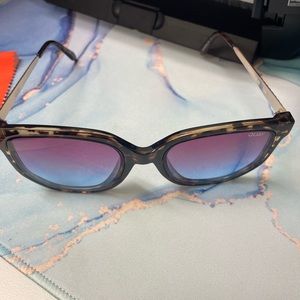 Coffee Run Polarized Sunglasses, worn maybe twice.